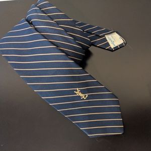 Vintage Yves Saint Laurent, (cira 1968) Blue/Gold